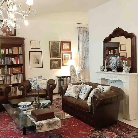 La Villa Bianca - Appartamento In Villa 세스토 피오렌티노 외부 사진