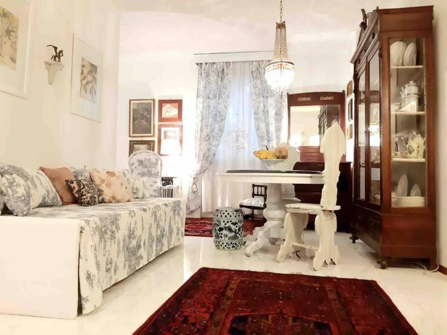 La Villa Bianca - Appartamento In Villa 세스토 피오렌티노 외부 사진