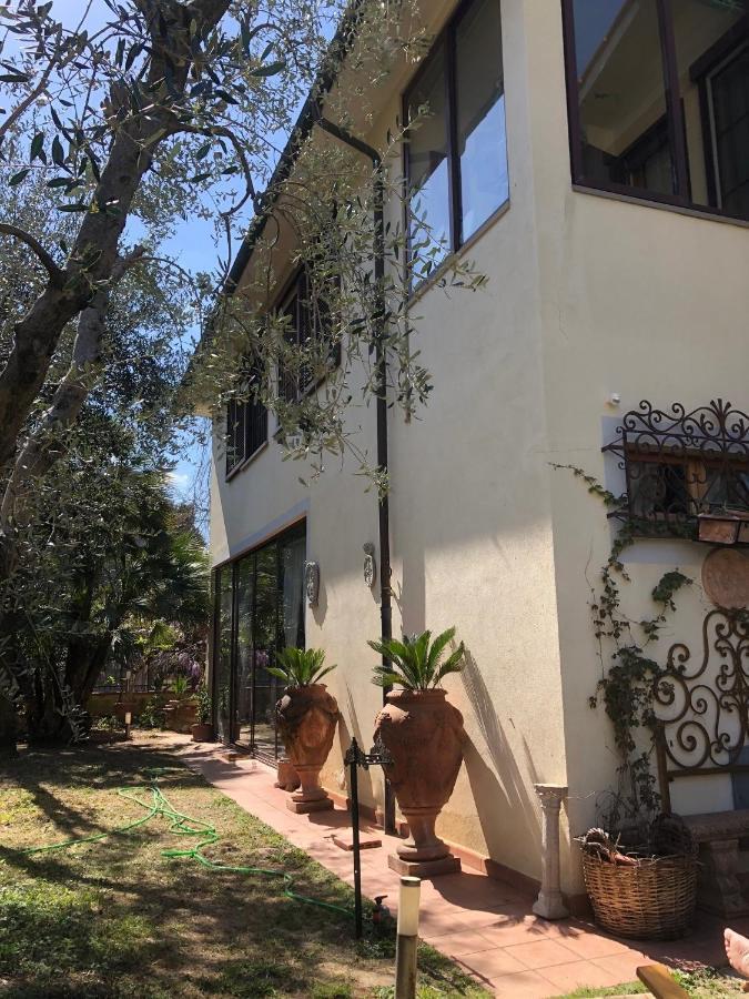 La Villa Bianca - Appartamento In Villa 세스토 피오렌티노 외부 사진